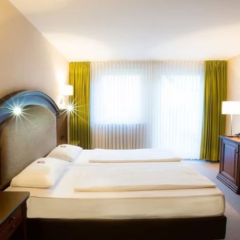 Nürnberg Flughafen zum Stadtzentrum: Umfassende Analyse der vielfältigen Verkehrsmöglichkeiten